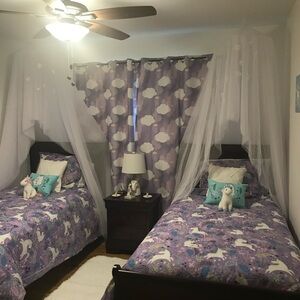 Girls twin size bedding curtains over bed netting pillows pictures and lamp